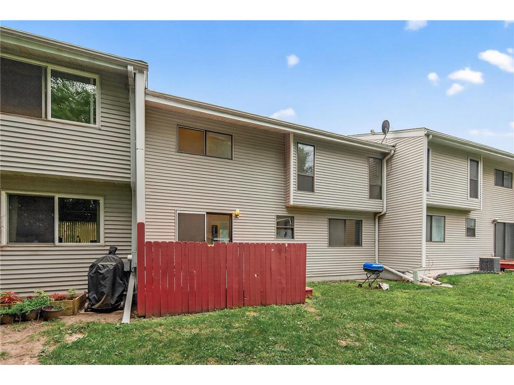 6618 Camden Drive Brooklyn Center MN 55430 7044489 image32