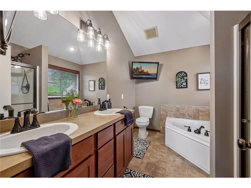 662 Jutland Avenue Shakopee MN 55379 7104961 image25