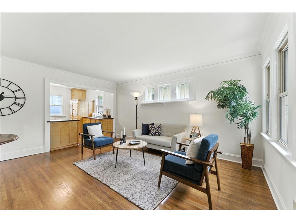 662 Sherwood Avenue Saint Paul MN 55106 6786571 image1