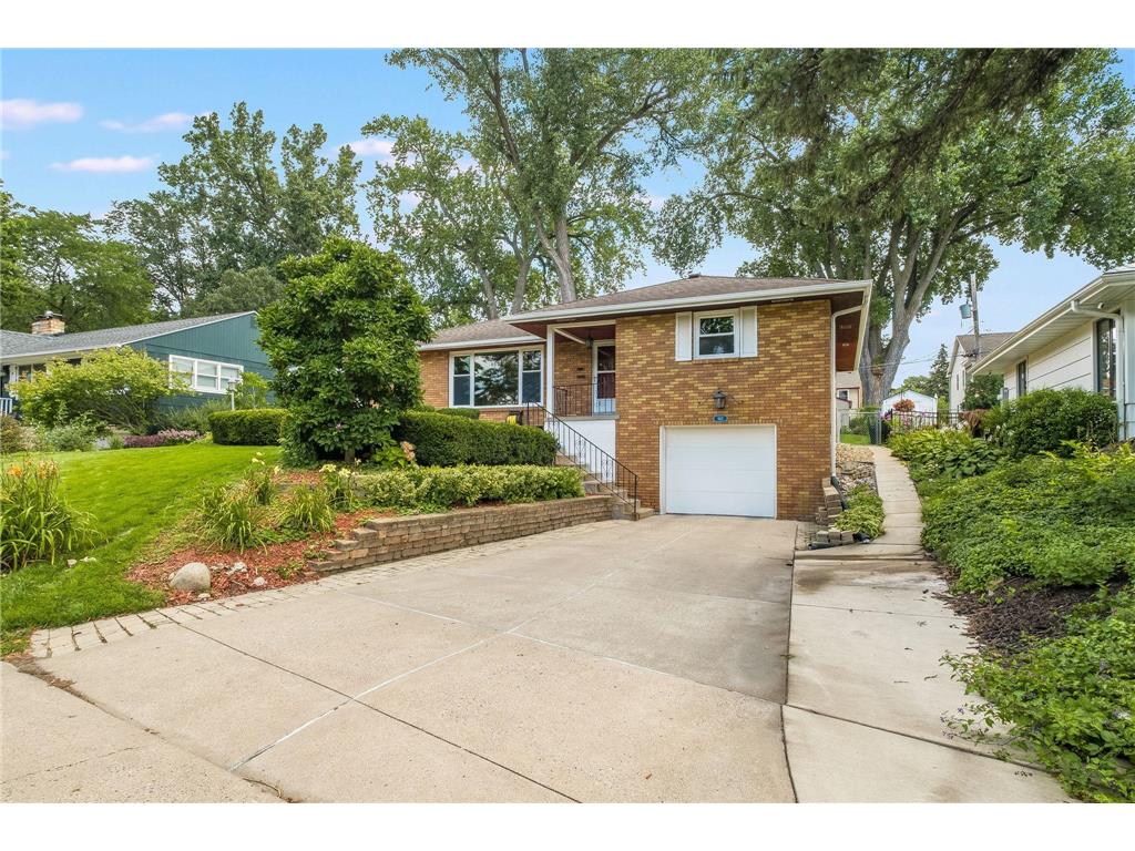 662 Woodlawn Avenue Saint Paul MN 55116 6577189 image1