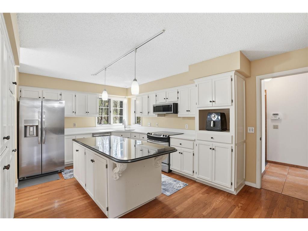6624 129th Street W Apple Valley MN 55124 7058939 image20