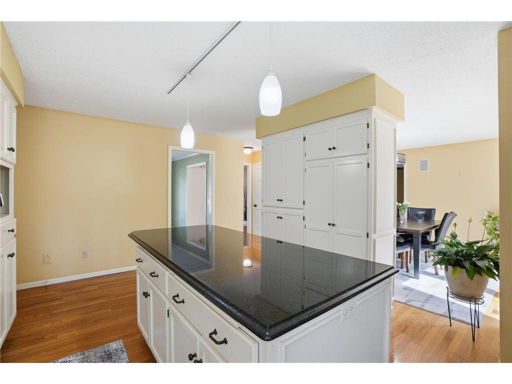6624 129th Street W Apple Valley MN 55124 7058939 image22