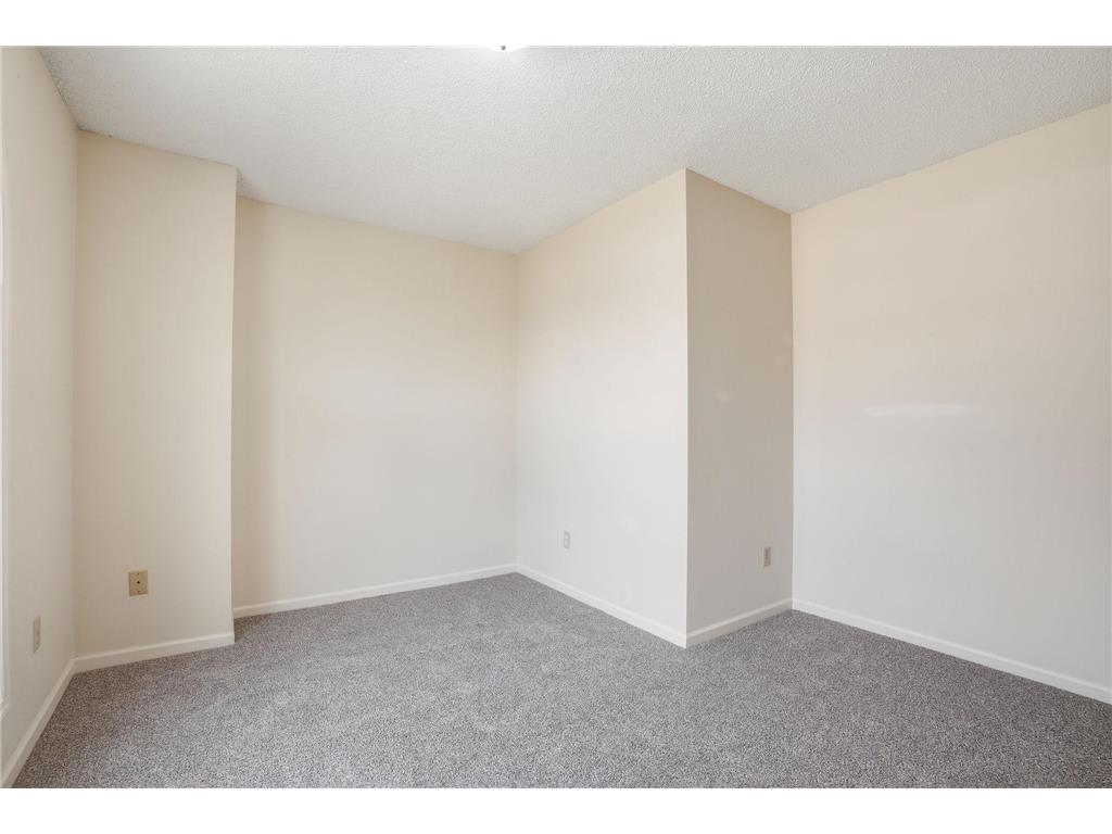 6624 129th Street W Apple Valley MN 55124 7058939 image30