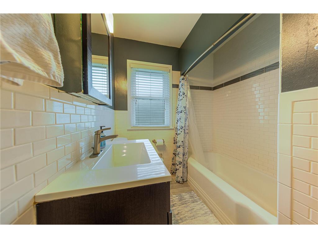 6624 Columbus Avenue S Richfield MN 55423 7069314 image27