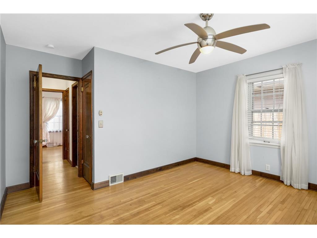 6624 Oliver Avenue S Richfield MN 55423 7068677 image19