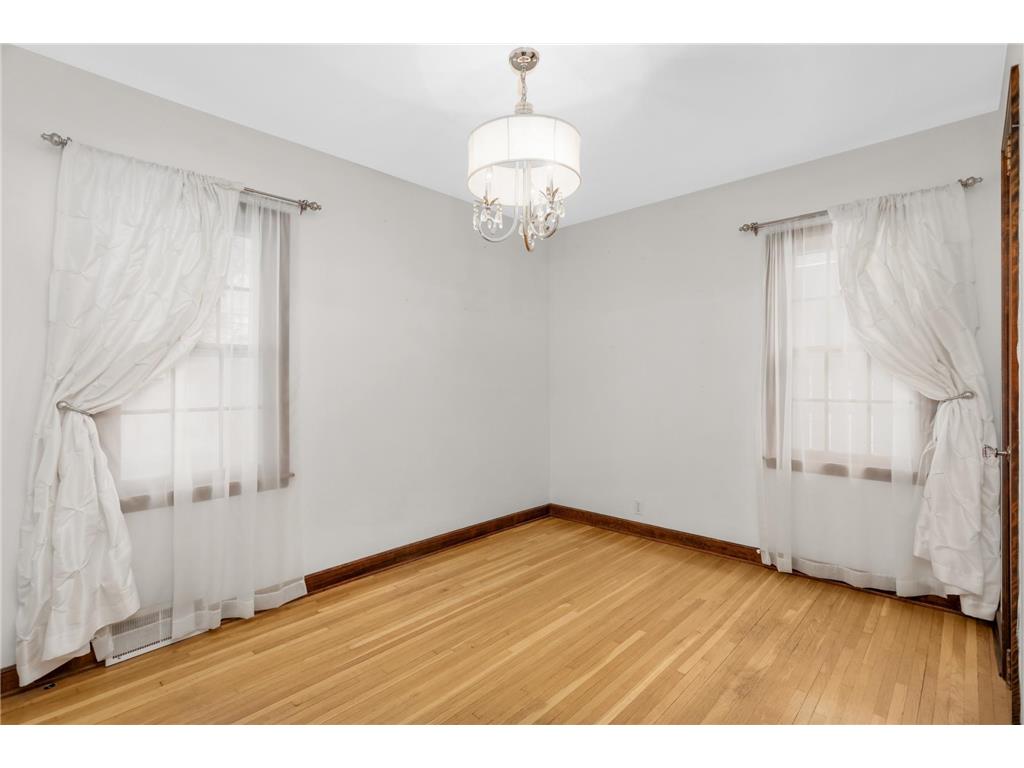6624 Oliver Avenue S Richfield MN 55423 7068677 image20