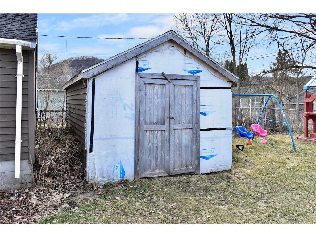 663 Dacota Street Winona MN 55987 7037617 image25