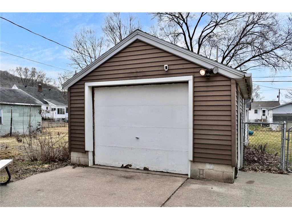 663 Dacota Street Winona MN 55987 7037617 image26