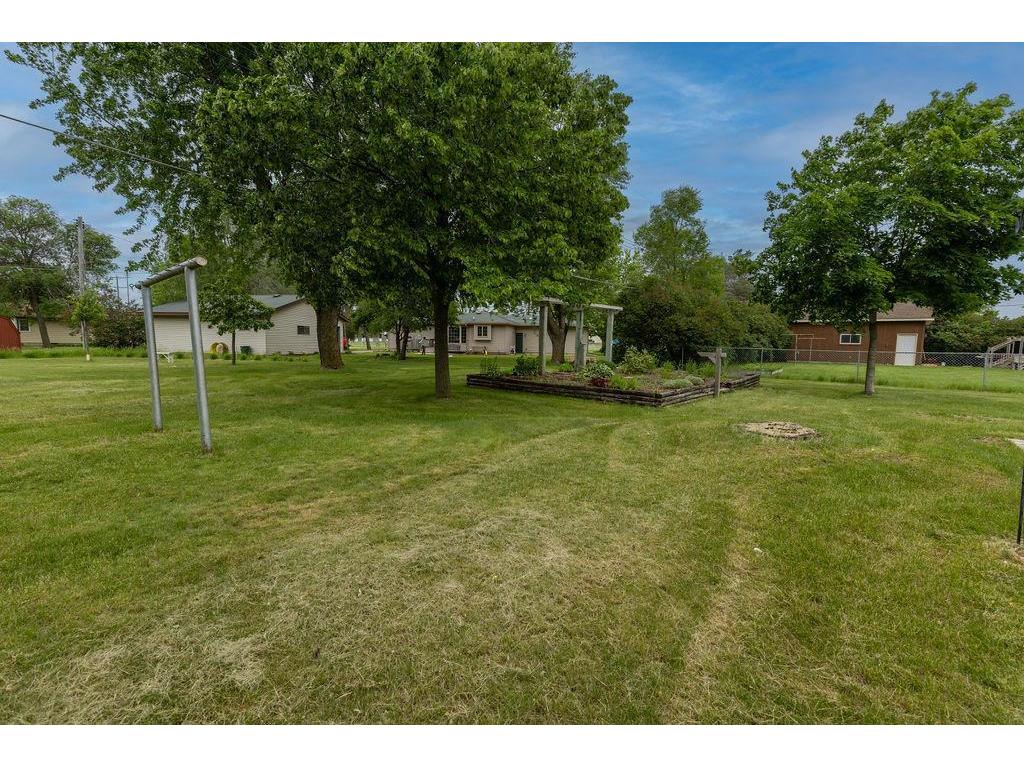 663 Service Road, Paynesville, MN, 56362 MLS 6516183 Edina Realty