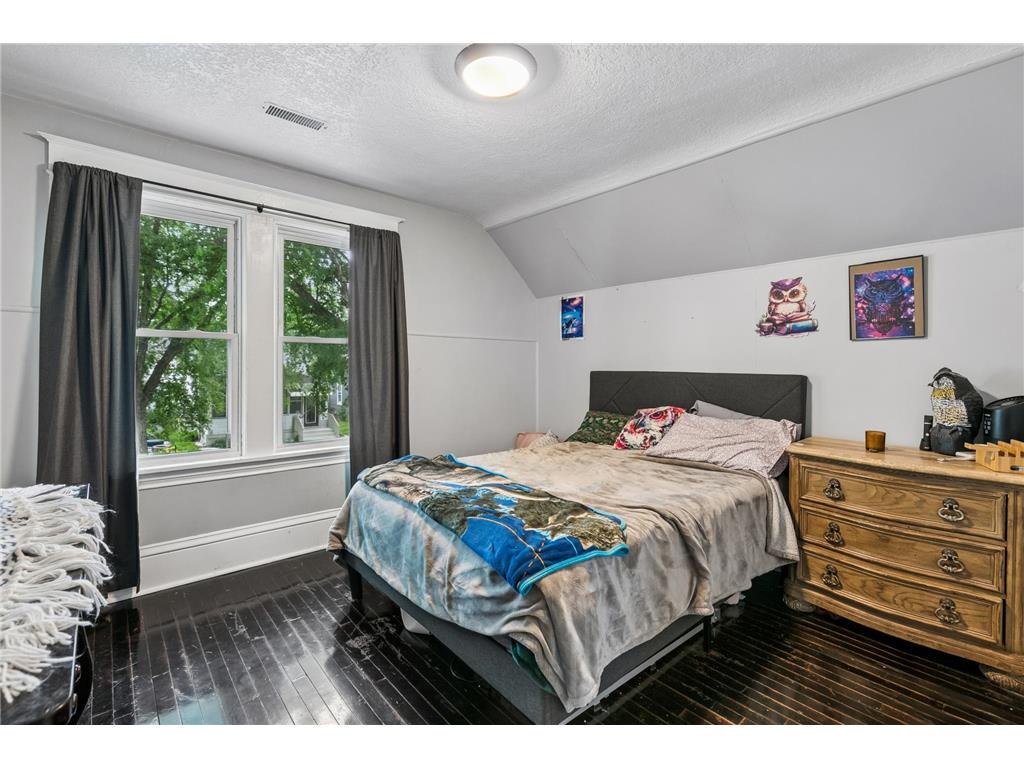 663 Van Buren Avenue Saint Paul MN 55104 7089478 image11