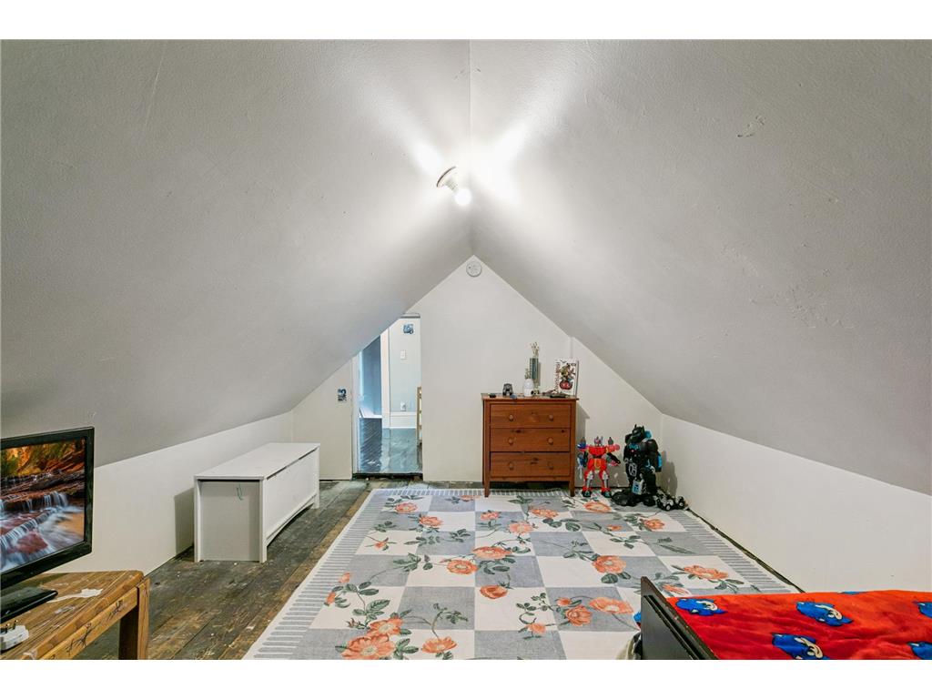 663 Van Buren Avenue Saint Paul MN 55104 7089478 image16