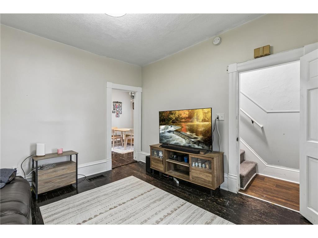 663 Van Buren Avenue Saint Paul MN 55104 7089478 image2