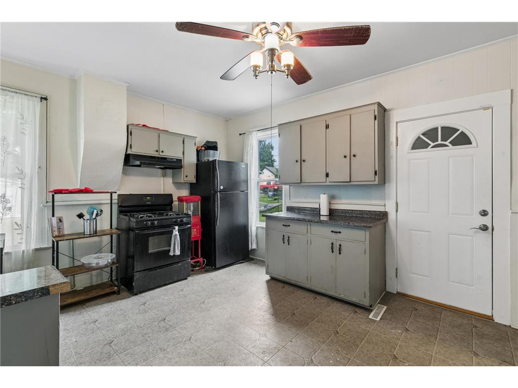 663 Van Buren Avenue Saint Paul MN 55104 7089478 image5