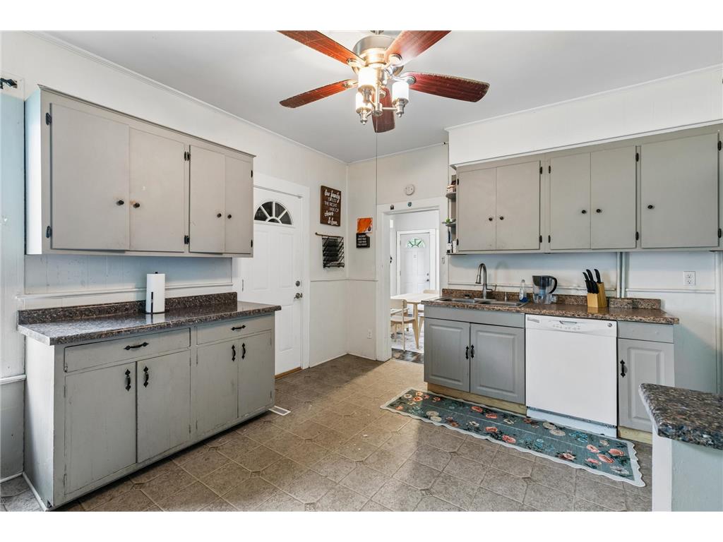 663 Van Buren Avenue Saint Paul MN 55104 7089478 image6