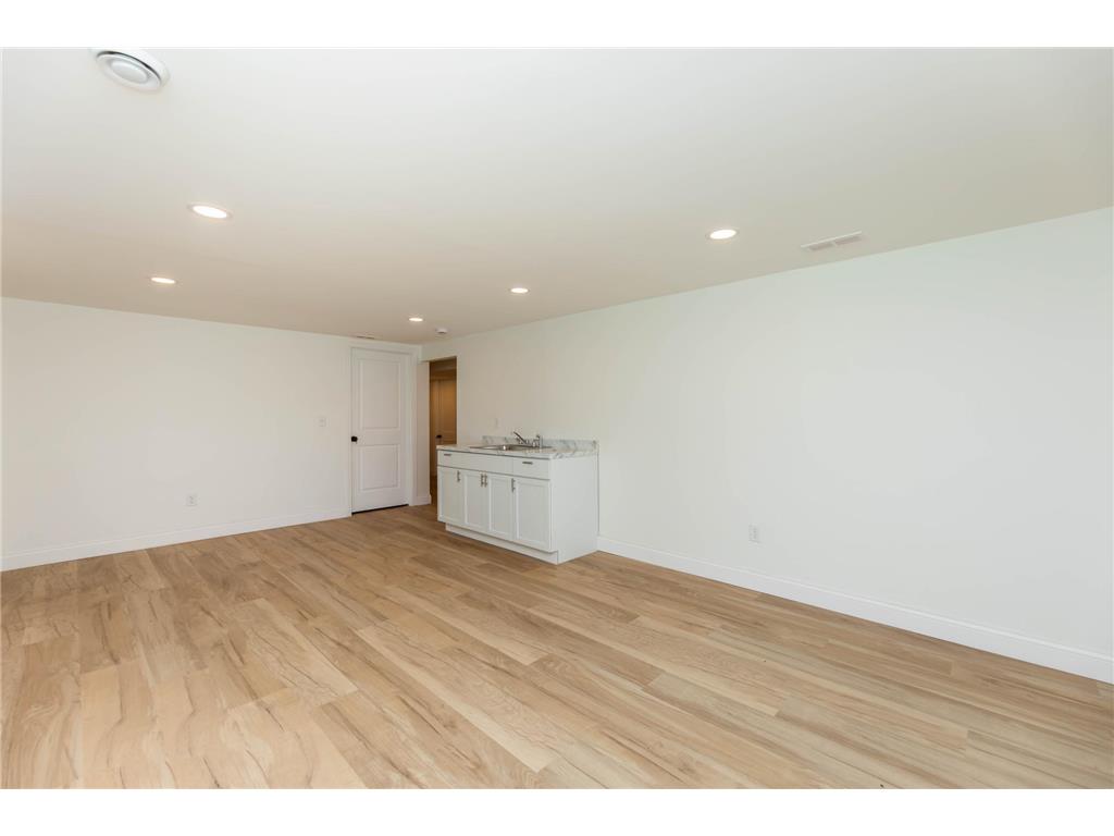 6631 Jackson Street NE Fridley MN 55432 7076112 image25