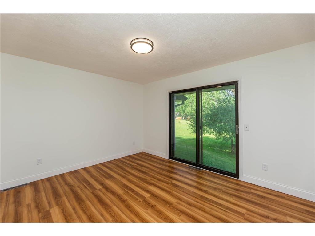 6631 Jackson Street NE Fridley MN 55432 7076112 image9