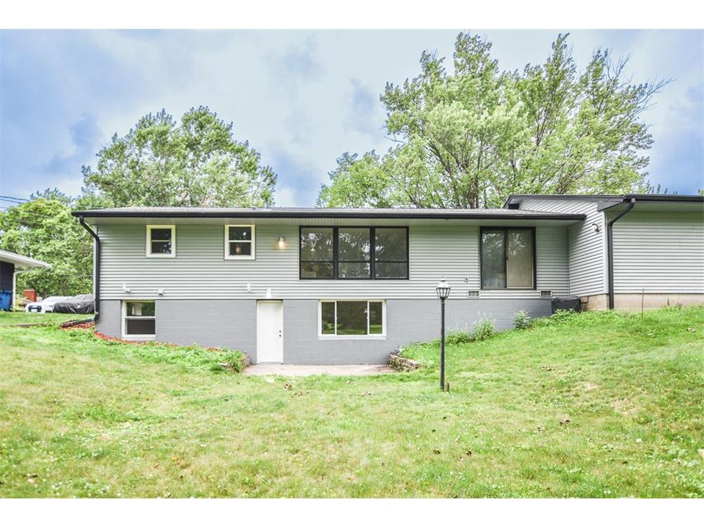 6631 Jackson Street NE Fridley MN 55432 7104060 image1