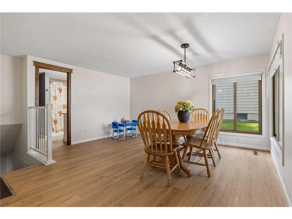 6631 Oakwood Street Rockford MN 55373 7087647 image20