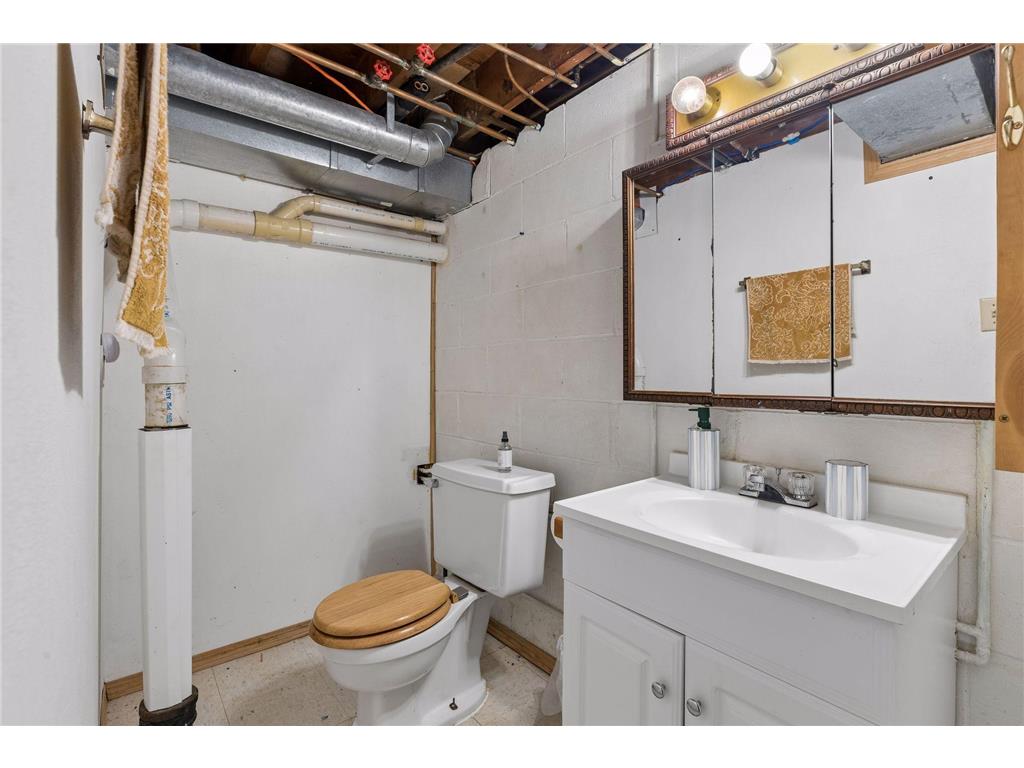 6631 Oakwood Street Rockford MN 55373 7087647 image33
