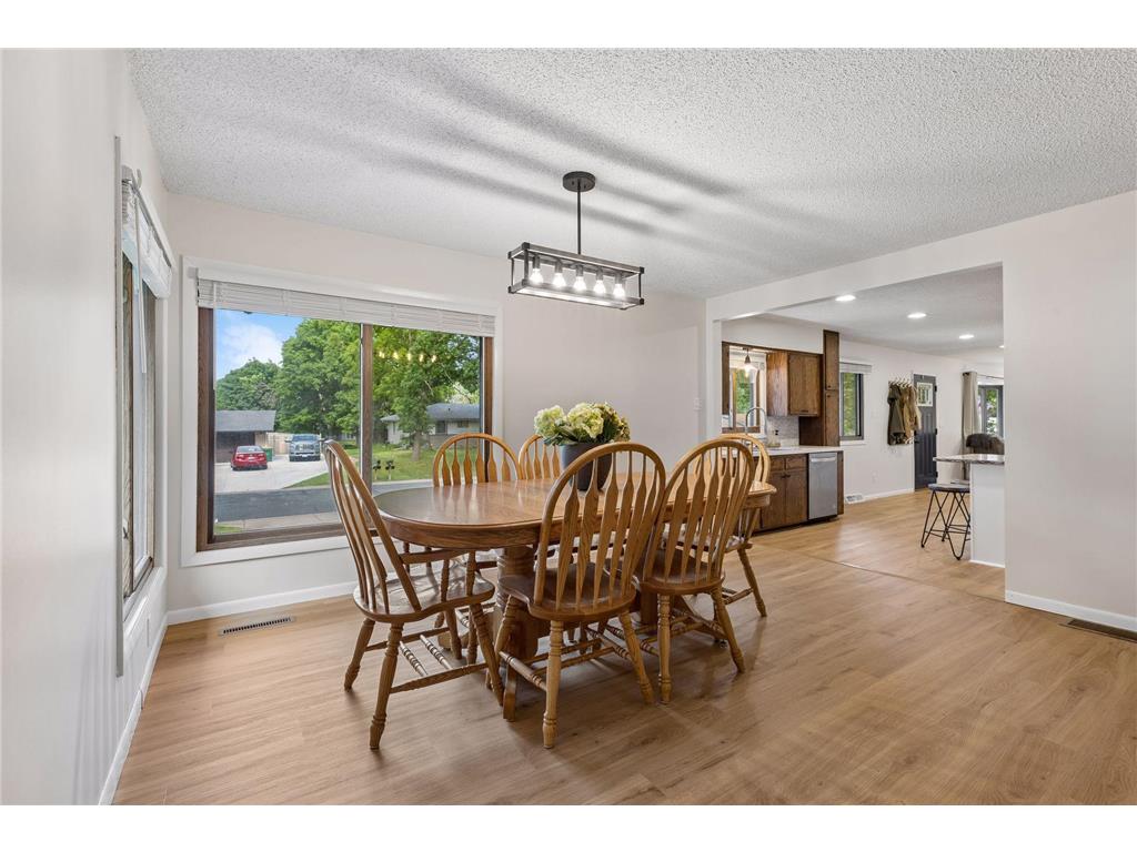 6631 Oakwood Street Rockford MN 55373 7087647 image7
