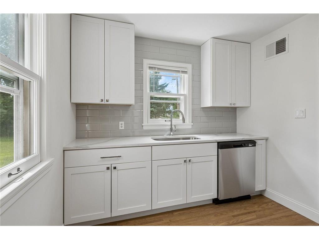6632 10th Avenue S Richfield MN 55423 7074075 image9