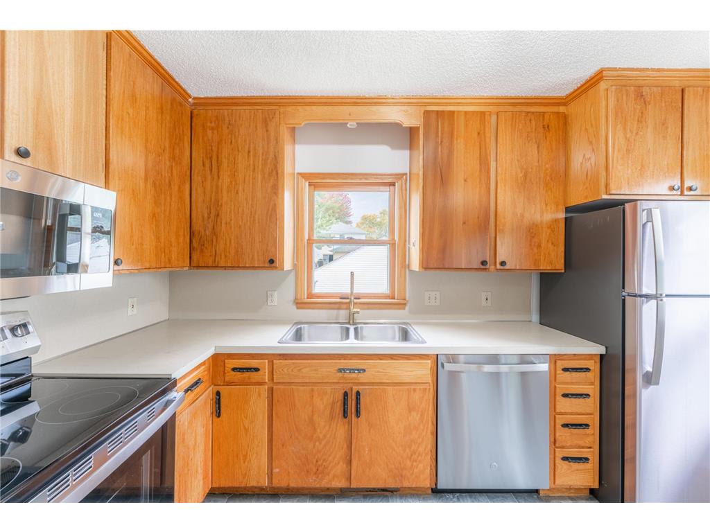 6632 Vincent Avenue S Richfield MN 55423 6801368 image4