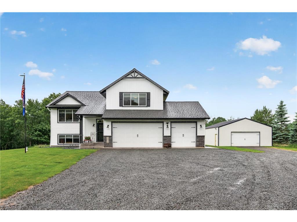 6636 237th Avenue NE Stacy MN 55079 7096344 image1