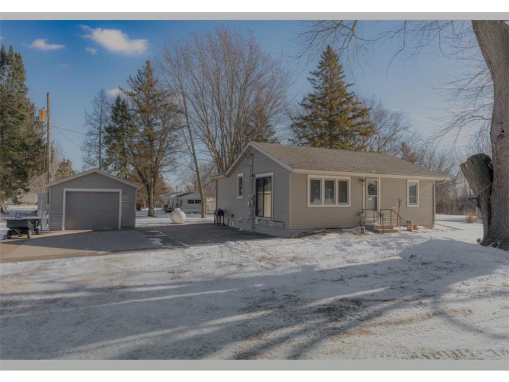 663B E Main Street, Ellsworth, WI, 54011 MLS 6475322 Edina Realty