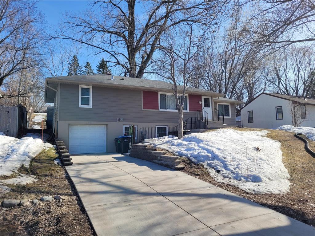 664 Belmont Lane W Roseville MN 55113 6353337 image1