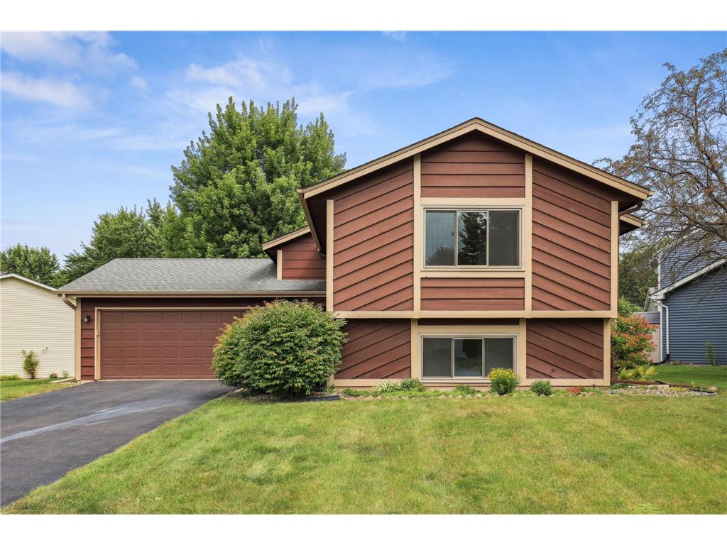 664 Dresden Drive Chaska MN 55318 6587009 image1