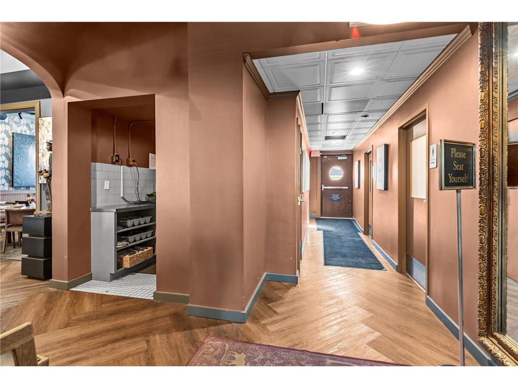664 Grand Avenue Saint Paul MN 55105 7043344 image23