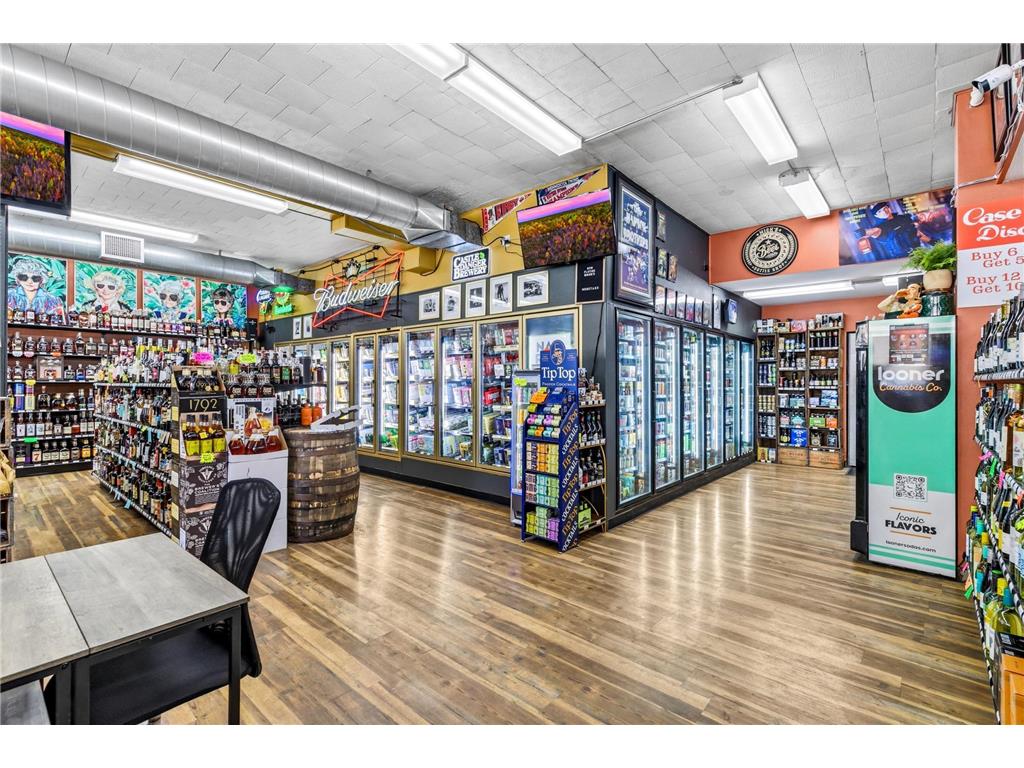 664 Grand Avenue Saint Paul MN 55105 7043344 image37