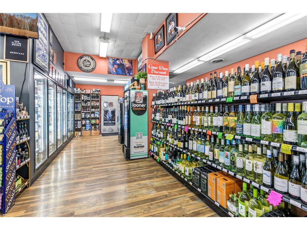 664 Grand Avenue Saint Paul MN 55105 7043344 image41