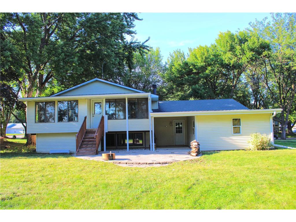 664 Hilltop Drive NE Hutchinson MN 55350 6776933 image1