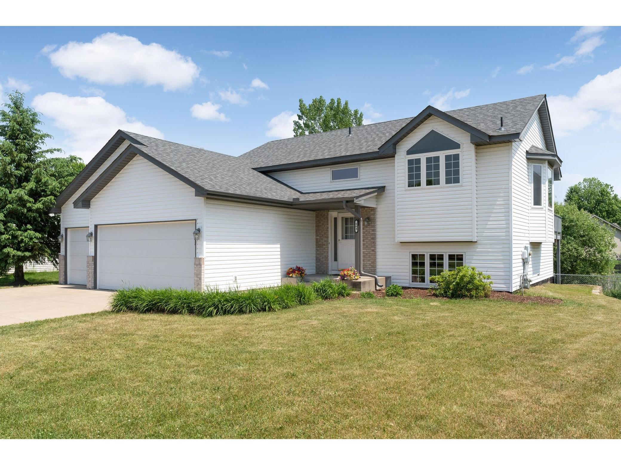 664 Lois Lane, Lino Lakes, MN, 55014 MLS 7107383 Edina Realty