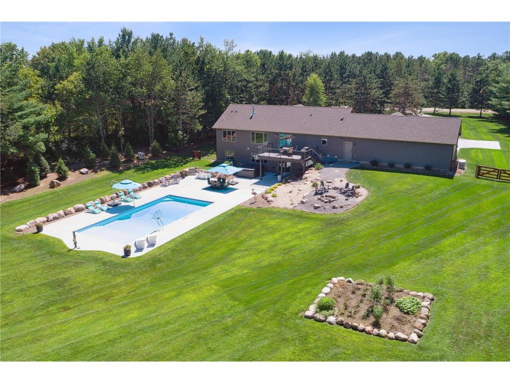 664 Perch Lake Road, Hudson, WI, 54016 MLS 6507024 Edina Realty