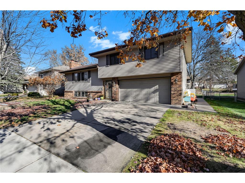 6640 Flag Avenue N Brooklyn Park MN 55428 6774619 image1