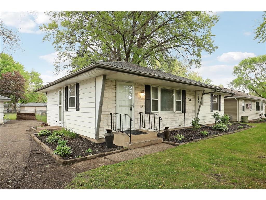 6644 90th Street S Cottage Grove MN 55016 7046919 image4