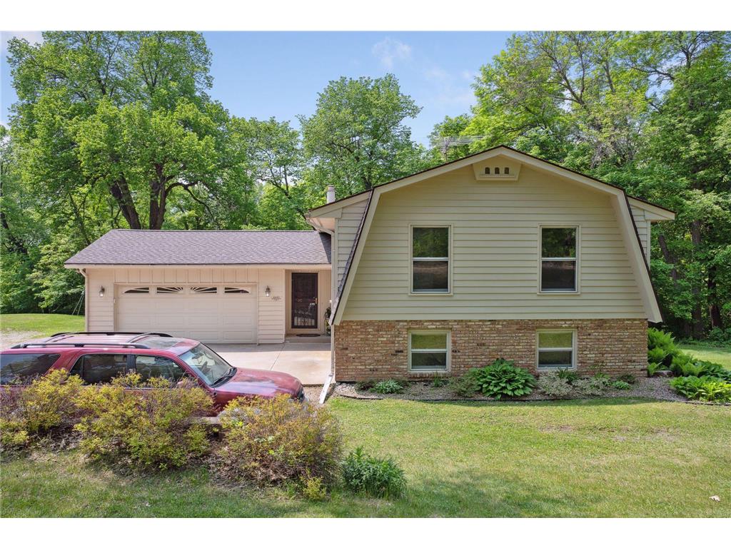 6645 Sioux Trail Greenfield MN 55373 - Sarah 6356738 image1