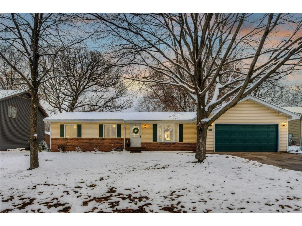 6648 Upper 28th Street N Oakdale MN 55128 6251350 image1