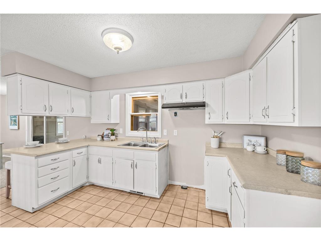 6649 Kentucky Avenue N Brooklyn Park MN 55428 7031338 image9
