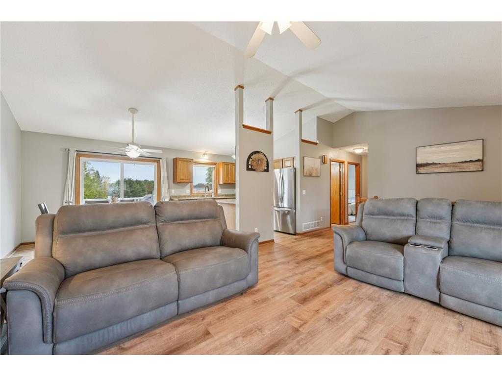 665 Flora Square Prescott WI 54021 6812108 image10