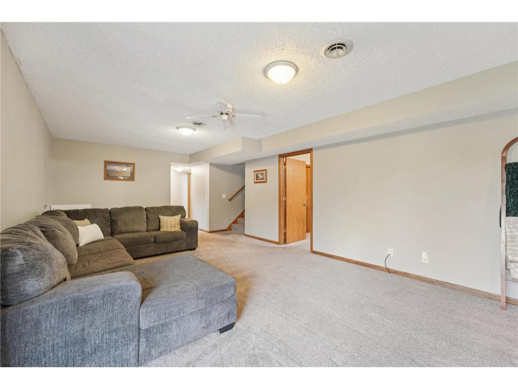 665 Flora Square Prescott WI 54021 6812108 image27