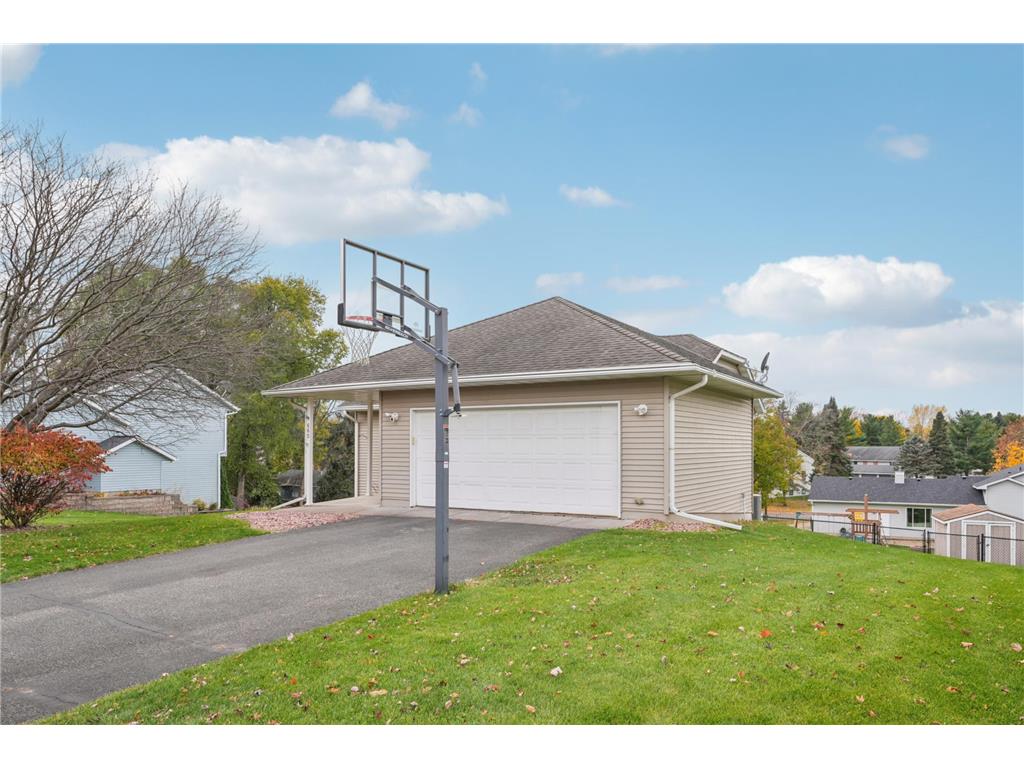 665 Flora Square Prescott WI 54021 6812108 image3