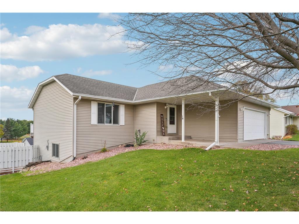 665 Flora Square Prescott WI 54021 6812108 image36