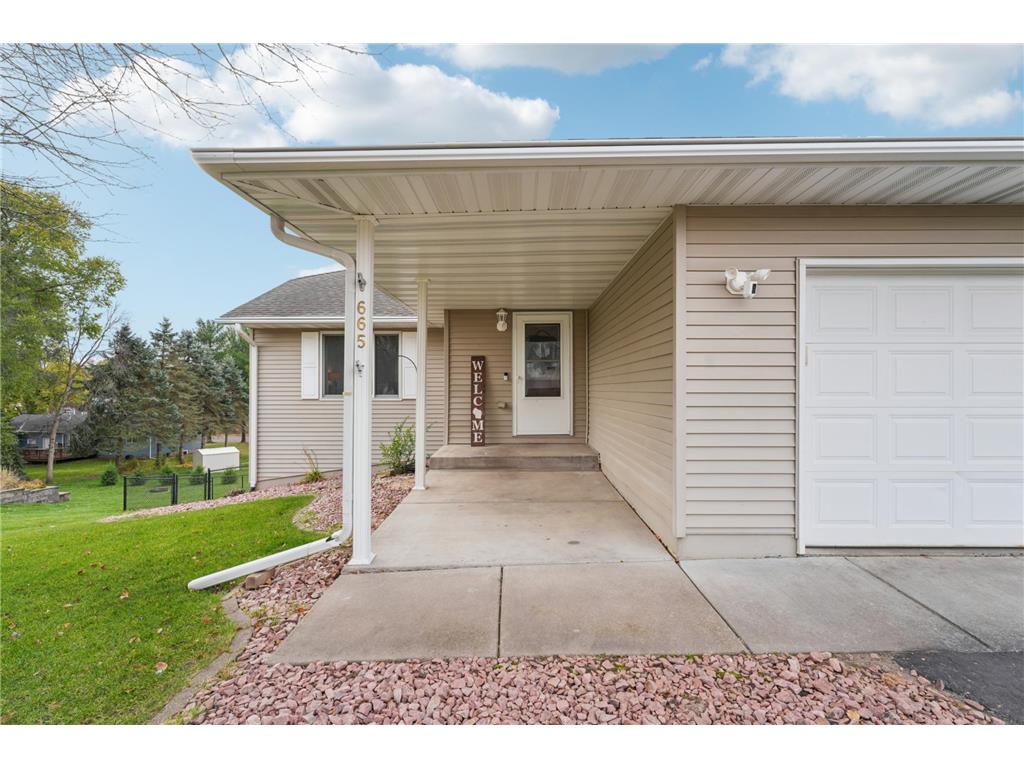 665 Flora Square Prescott WI 54021 6812108 image5