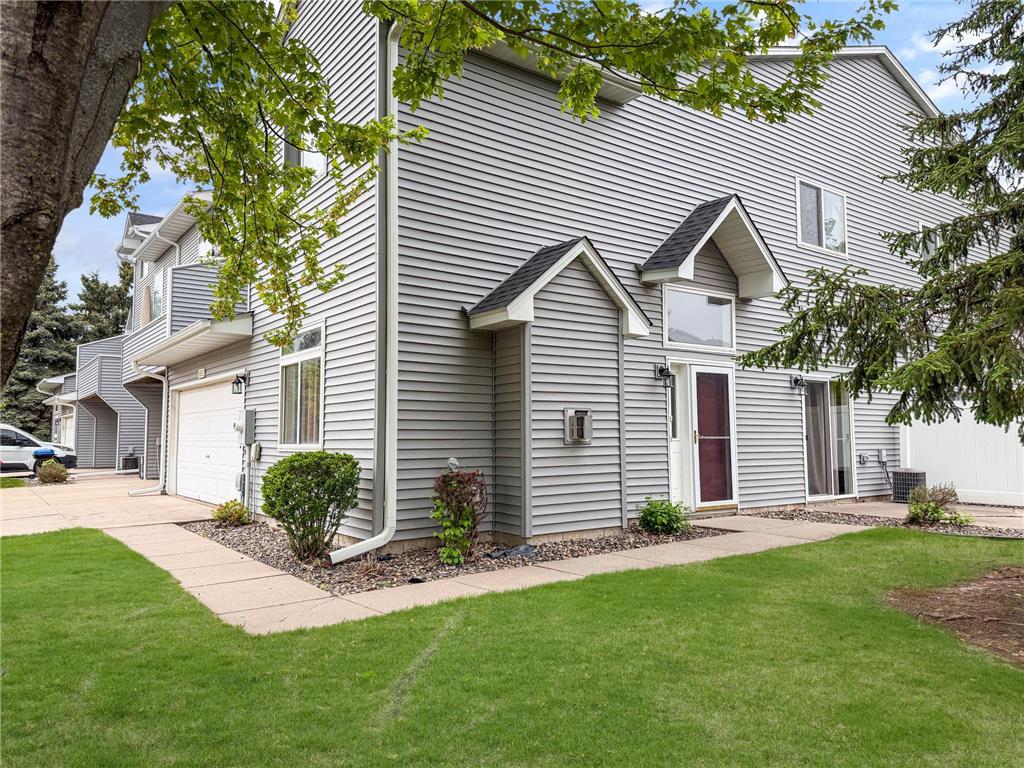 665 Kingfisher Lane #E Woodbury MN 55125 7075024 image1