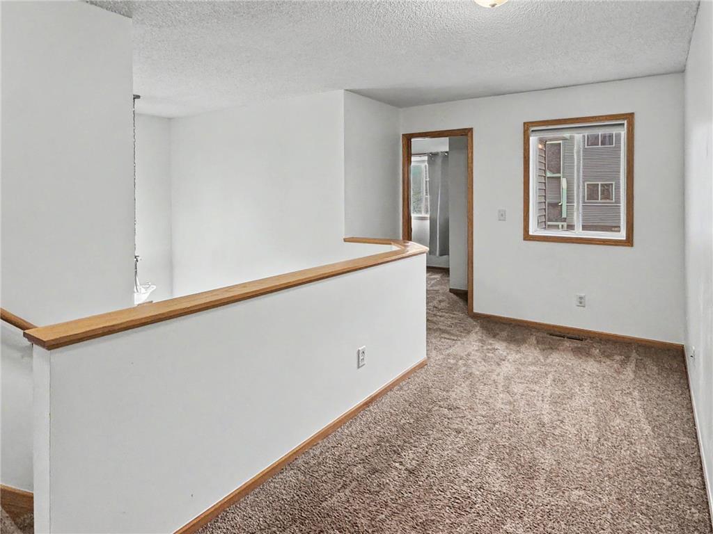 665 Kingfisher Lane #E Woodbury MN 55125 7075024 image12