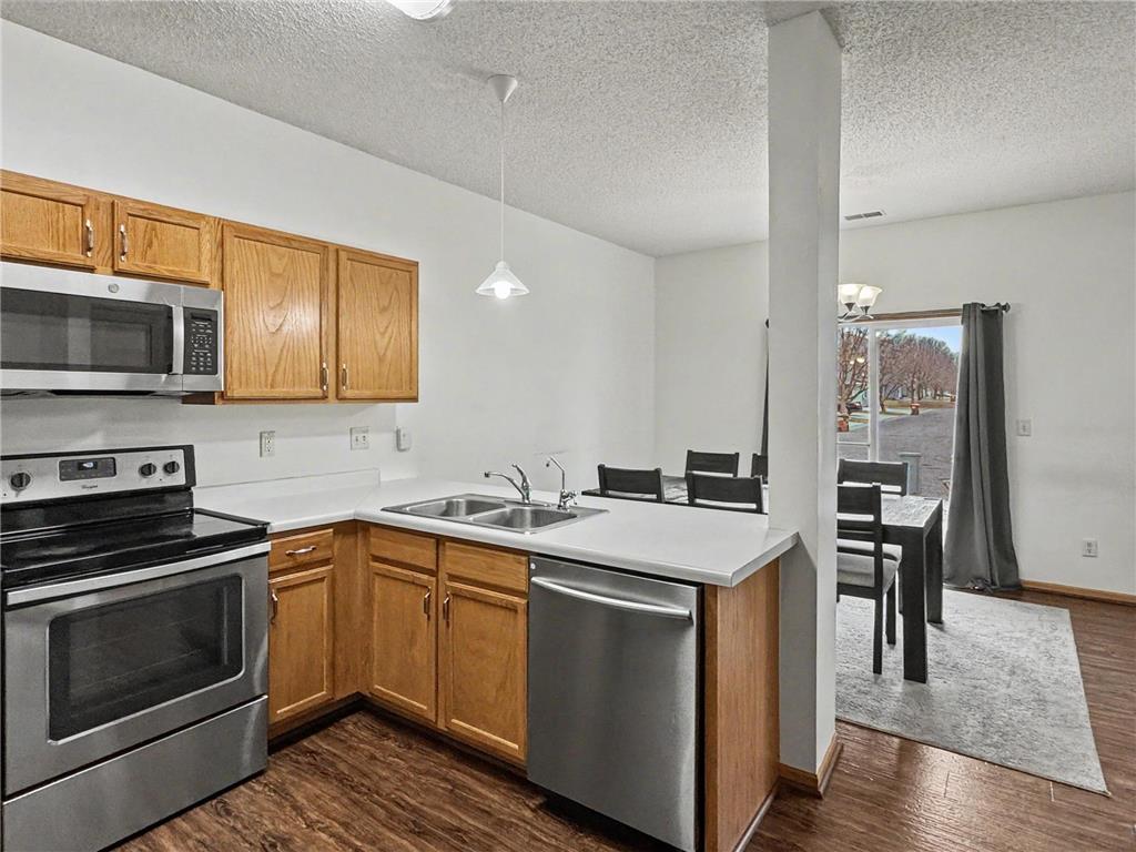 665 Kingfisher Lane #E Woodbury MN 55125 7075024 image6