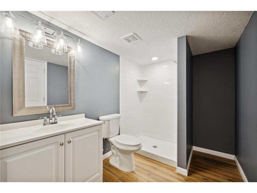 6656 Gerdine Path W Lakeville MN 55068 6781052 image20